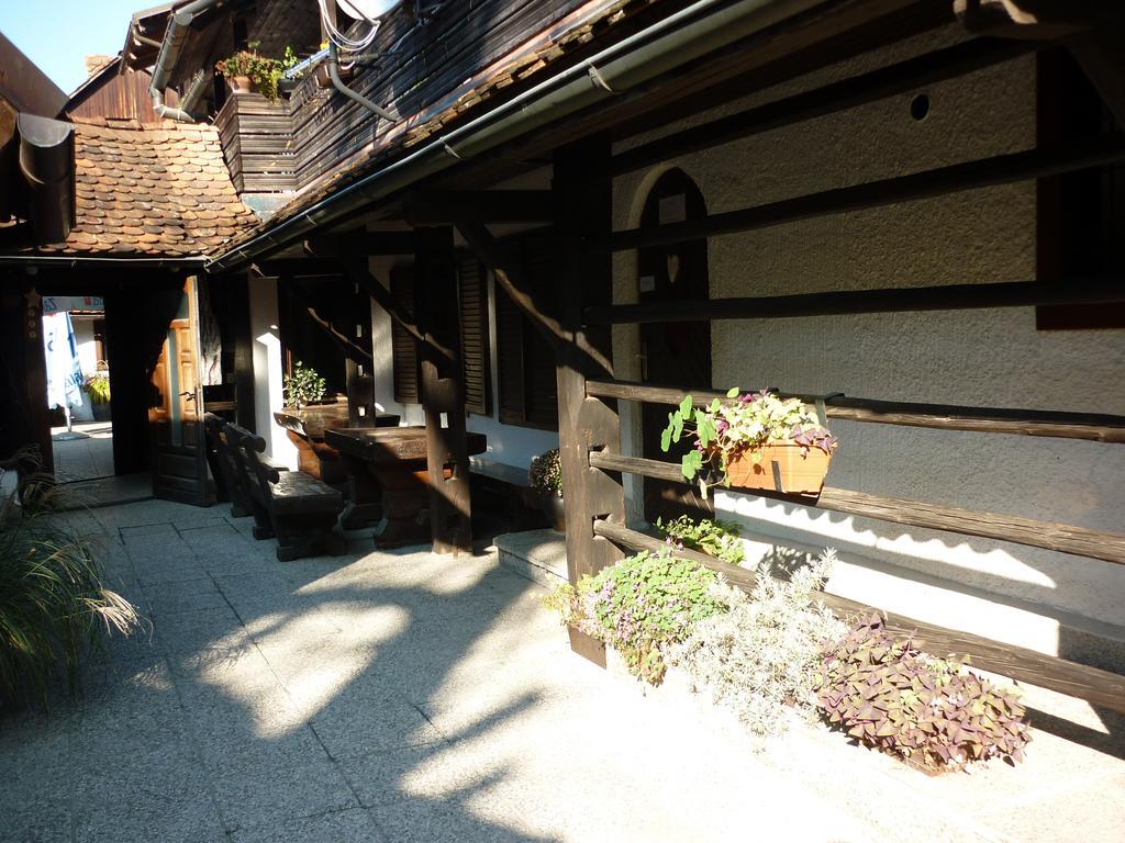 Križe Gostisce Smuk酒店 外观 照片